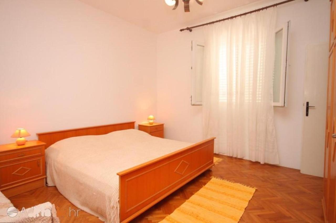 Apartment Nila ซาลี ภายนอก รูปภาพ